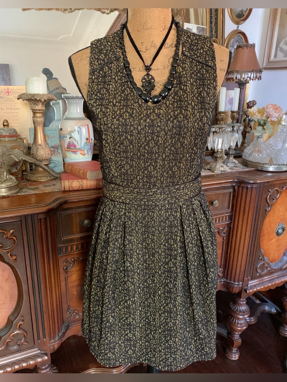 Vintage Black and Gold Classic Midi Cocktail Party dress